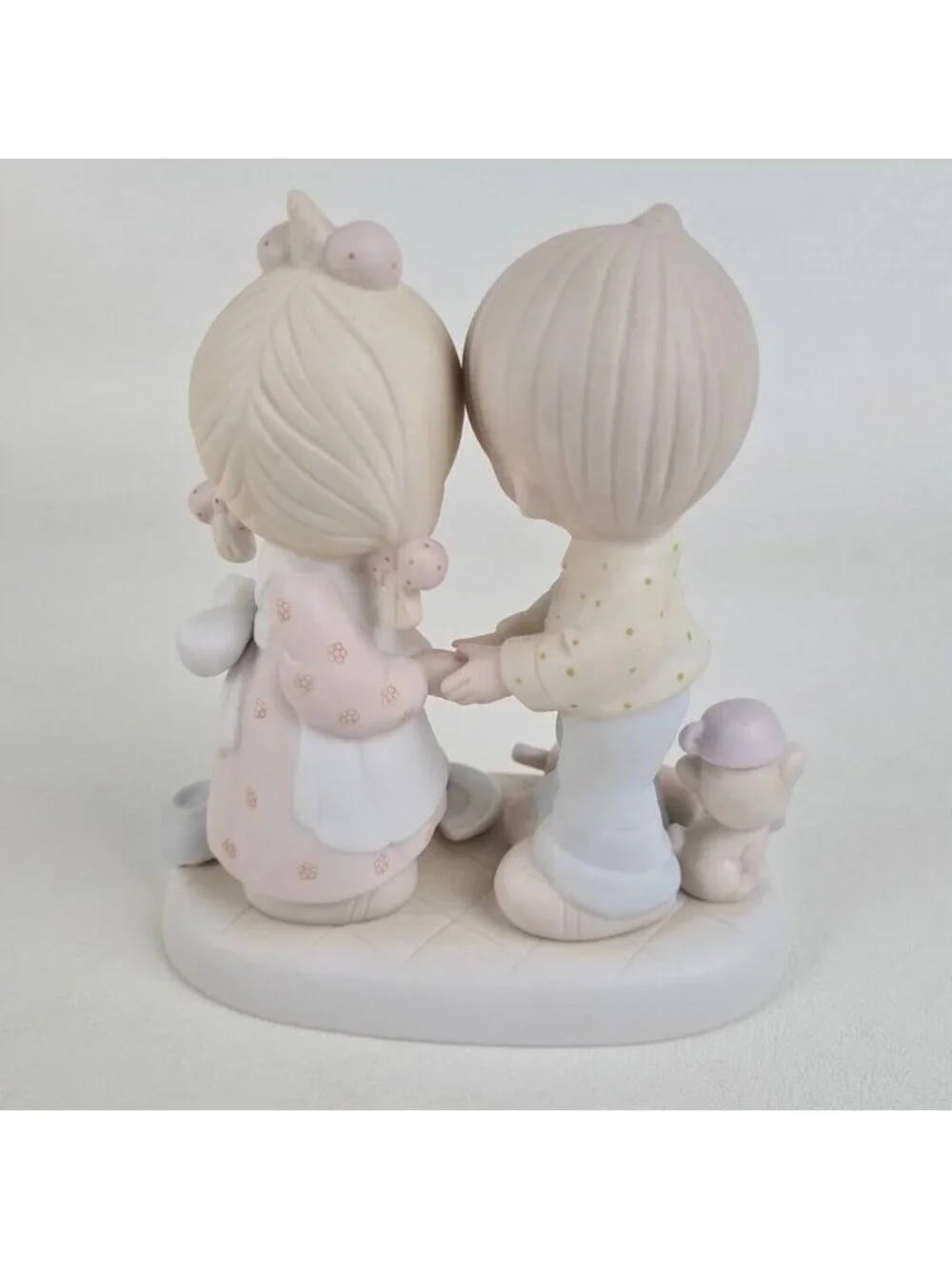 Precious Moments E-9252 Forgiving Is Forgetting Porcelain Figurine Retired